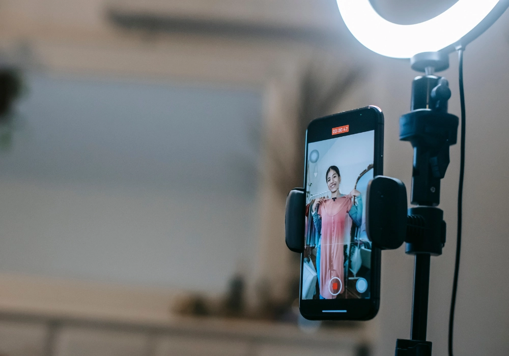 Setup livestream bán hàng quần áo trẻ em