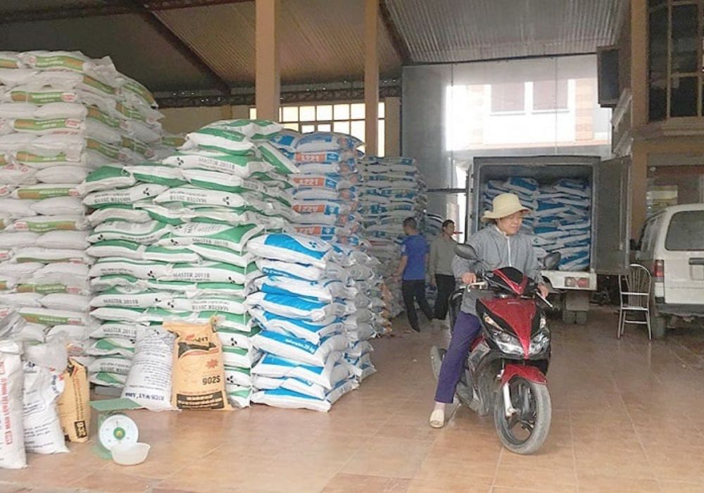 Mở cửa hàng thức ăn chăn nuôi ở nông thôn vốn 100tr
